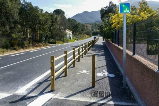 Clôture lisse bois pour aménagement urbain Canet dans les Pyrénées-Orientales