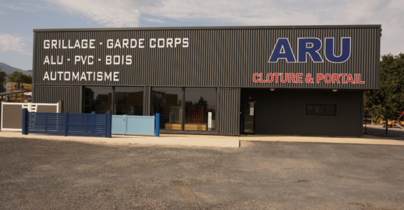 Aru_cloture_4